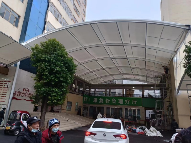 宝鸡推拉雨棚定制厂家，仓库通道、卸货区移动伸缩棚搭建-2